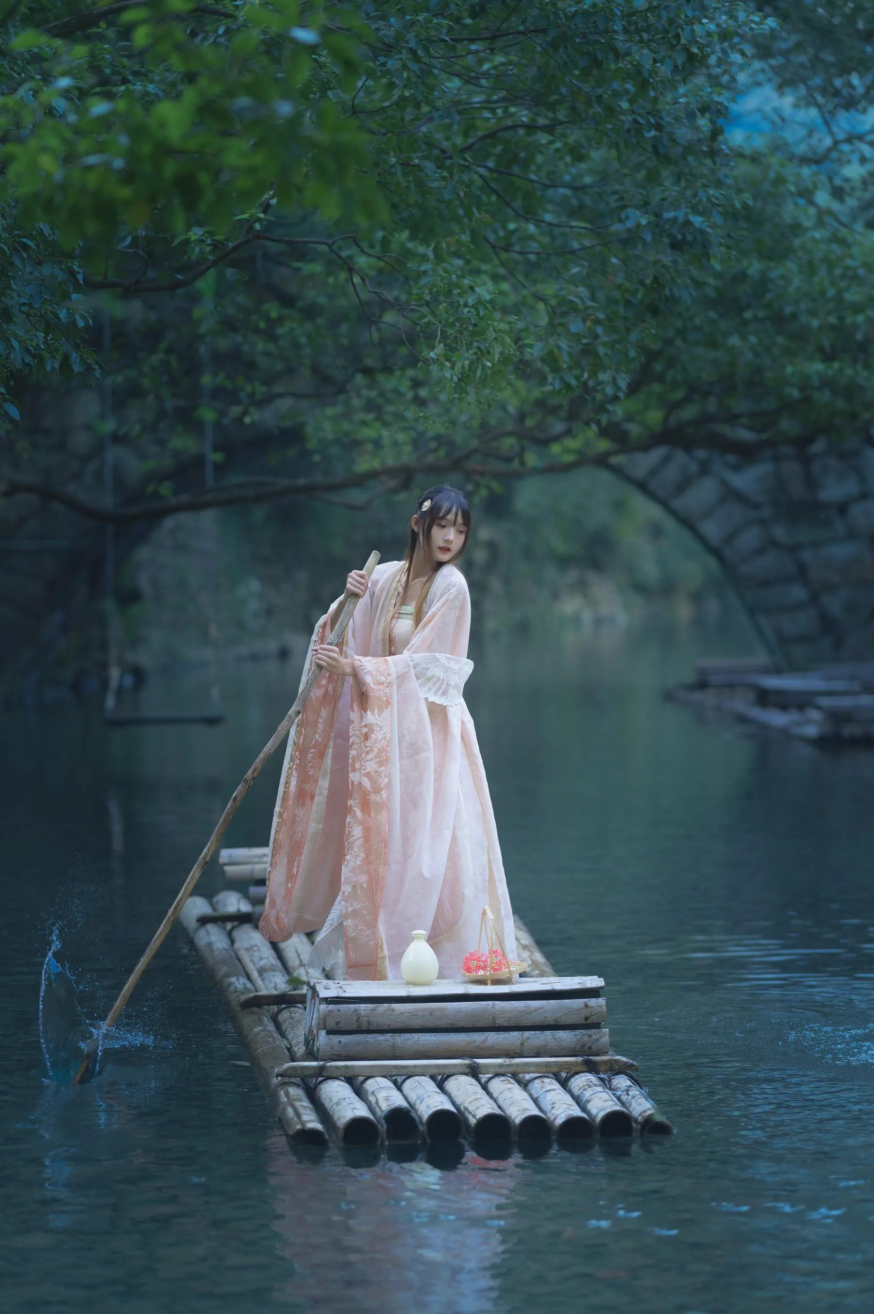[YITUYU艺图语]2022.07.09 烟雨江南 兔子Zzz不吃胡萝卜 [27P]插图4